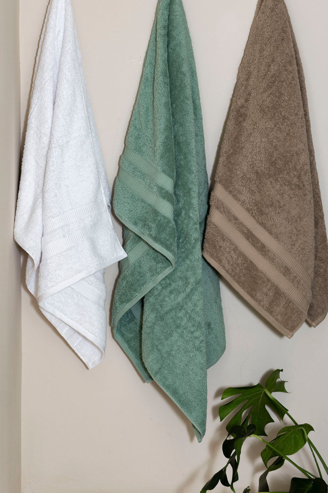 Bath Towels - 70 X 140 cm