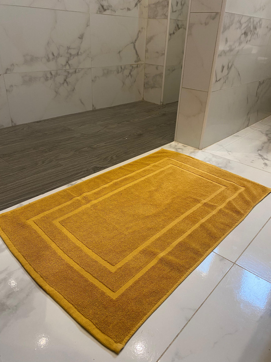 Mustard Bath Mat